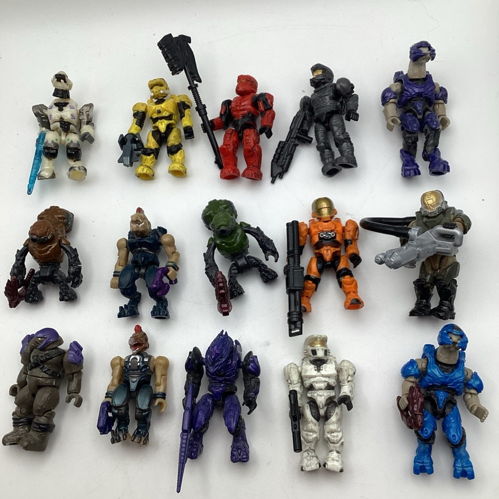 Halo Mega Construx lot of 15 figures Plus Weapons (lot1)